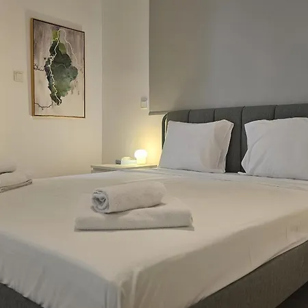 Pearl Apartment