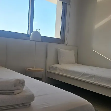 Pearl Apartment *